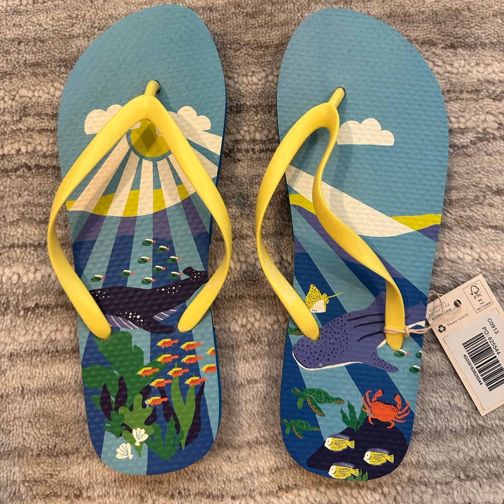 NWT Boden flip flops. Euro Size 39.